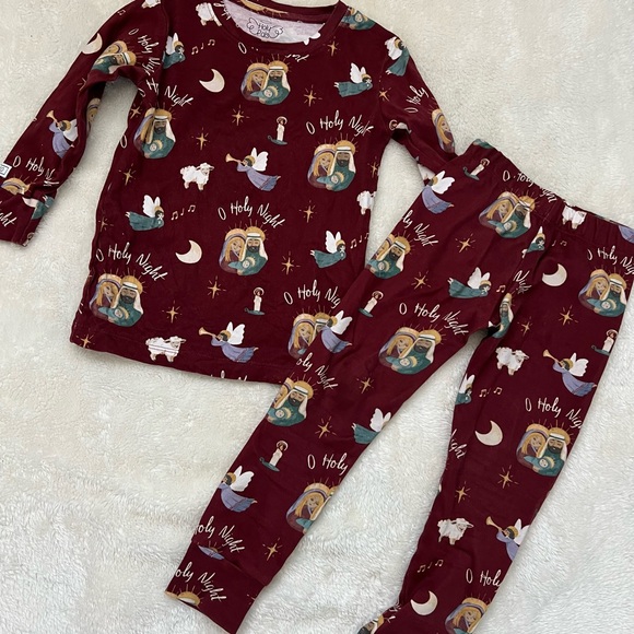 Festive Kids Pajama Set - Burgundy - Picture 1 of 1